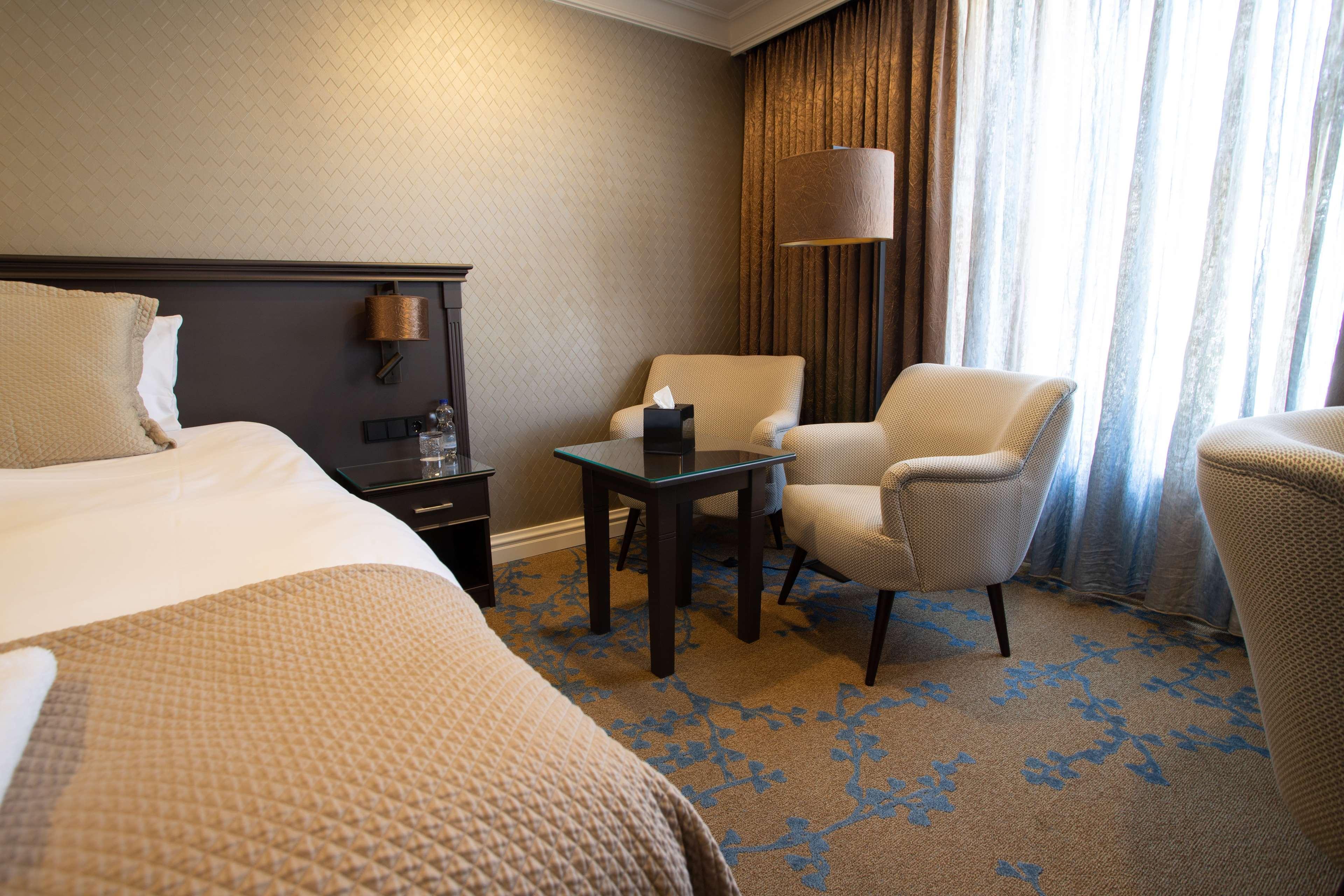 Good Seasons Hotel Den Bosch 's-Hertogenbosch  ภายนอก รูปภาพ