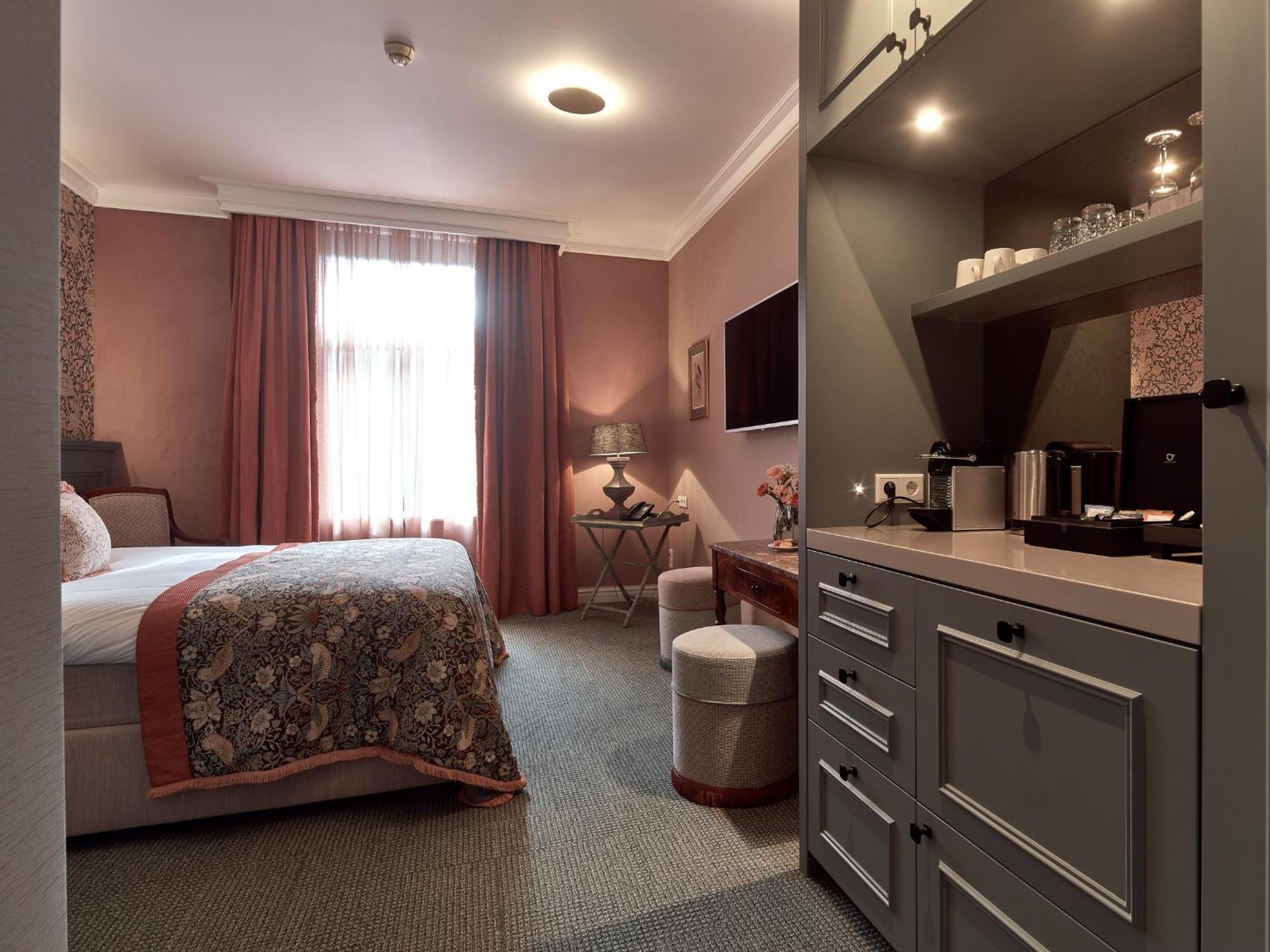 Good Seasons Hotel Den Bosch 's-Hertogenbosch  ภายนอก รูปภาพ